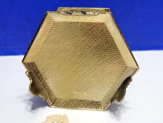 Antique Gold Ormolu Jewelry Box Hexagon with Glas… - image 8