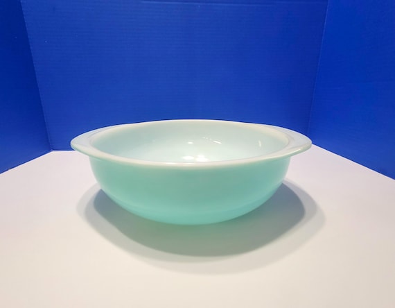 Vintage Pyrex Turquoise Robin's Egg Blue 2 Quart Casserole Bowl