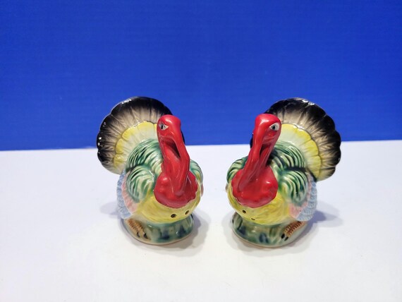 Vintage Colorful Ceramic Turkey Salt and Pepper Shakers