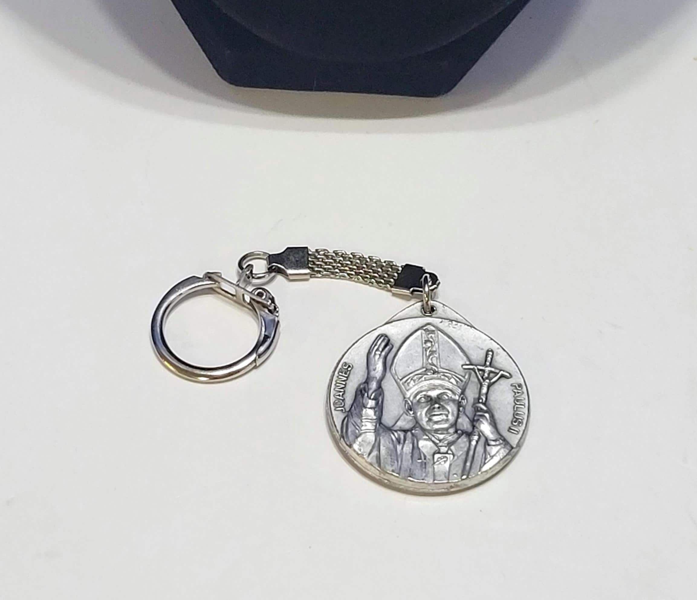Vatican key chain - Etsy 日本