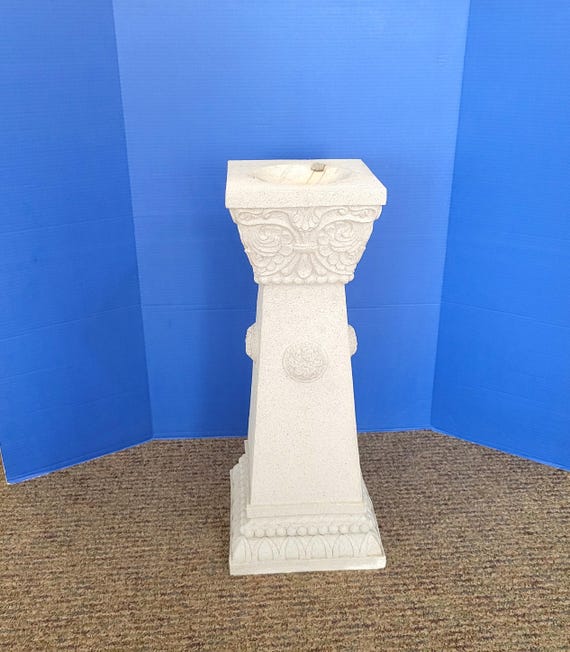 Vintage Resin Neoclassical Pillar Column 25"