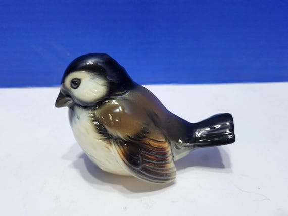 Vintage Goebel Sparrow Bird Figurine