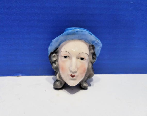 Vintage Miniature Lady's Head Vase Wall Pocket M/K Japan