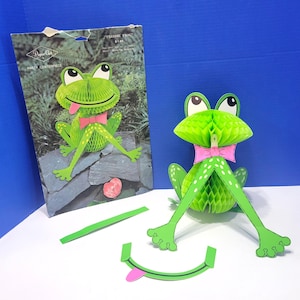 Vintage Freddie Frog Honeycomb Paper Party Centerpiece