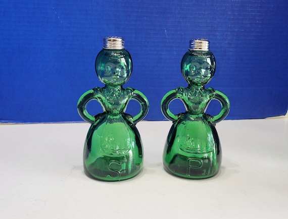 Vintage Rare Merry Maid Green Glass Salt and Pepper Shakers
