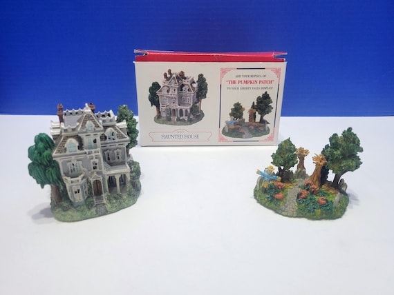 Vintage Liberty Falls Haunted House and Pumpkin Patch Villages