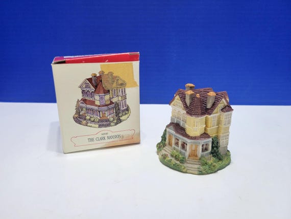 Vintage Liberty Falls The Clark Mansion Village Figure