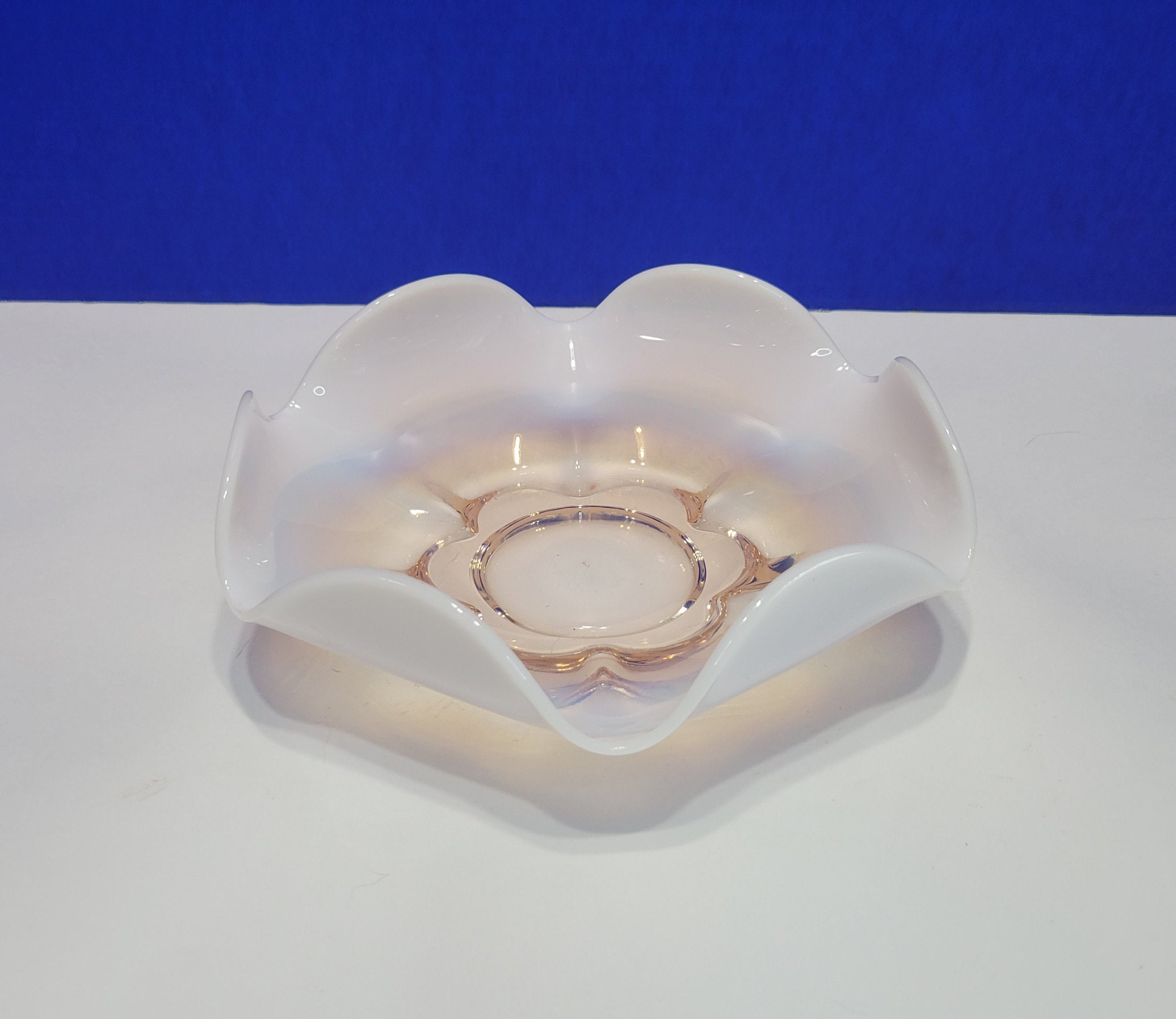 Vintage Duncan Miller Pink Opalescent Canterbury Glass Bowl