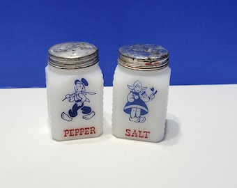 Vintage Dutch Boy and Girl Salt and Pepper Shakers - Etsy