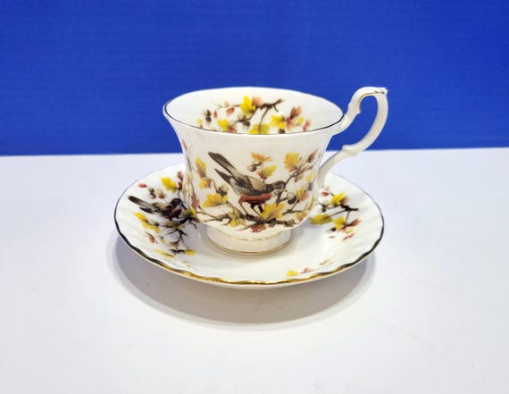 Vintage Royal Albert Tea Cup Woodland Series Robin