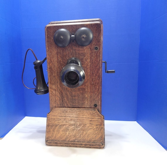 Antique Kellogg Hand Crank Wood Wall Telephone
