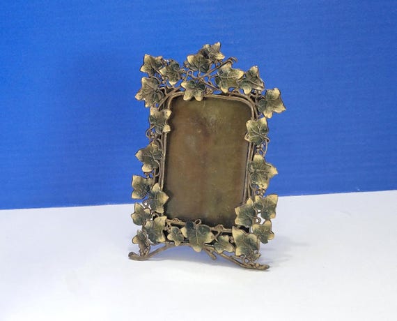 Antique Victorian Ivy Leaf Metal Picture Frame 3.5 x 2.25