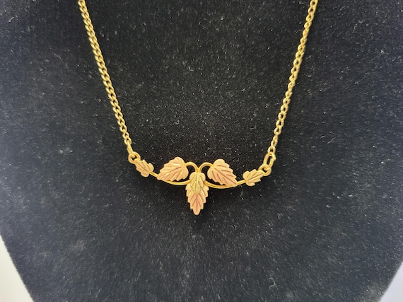 Vintage 10K Mount Rushmore Black Hills Gold Tri-Tone Necklace