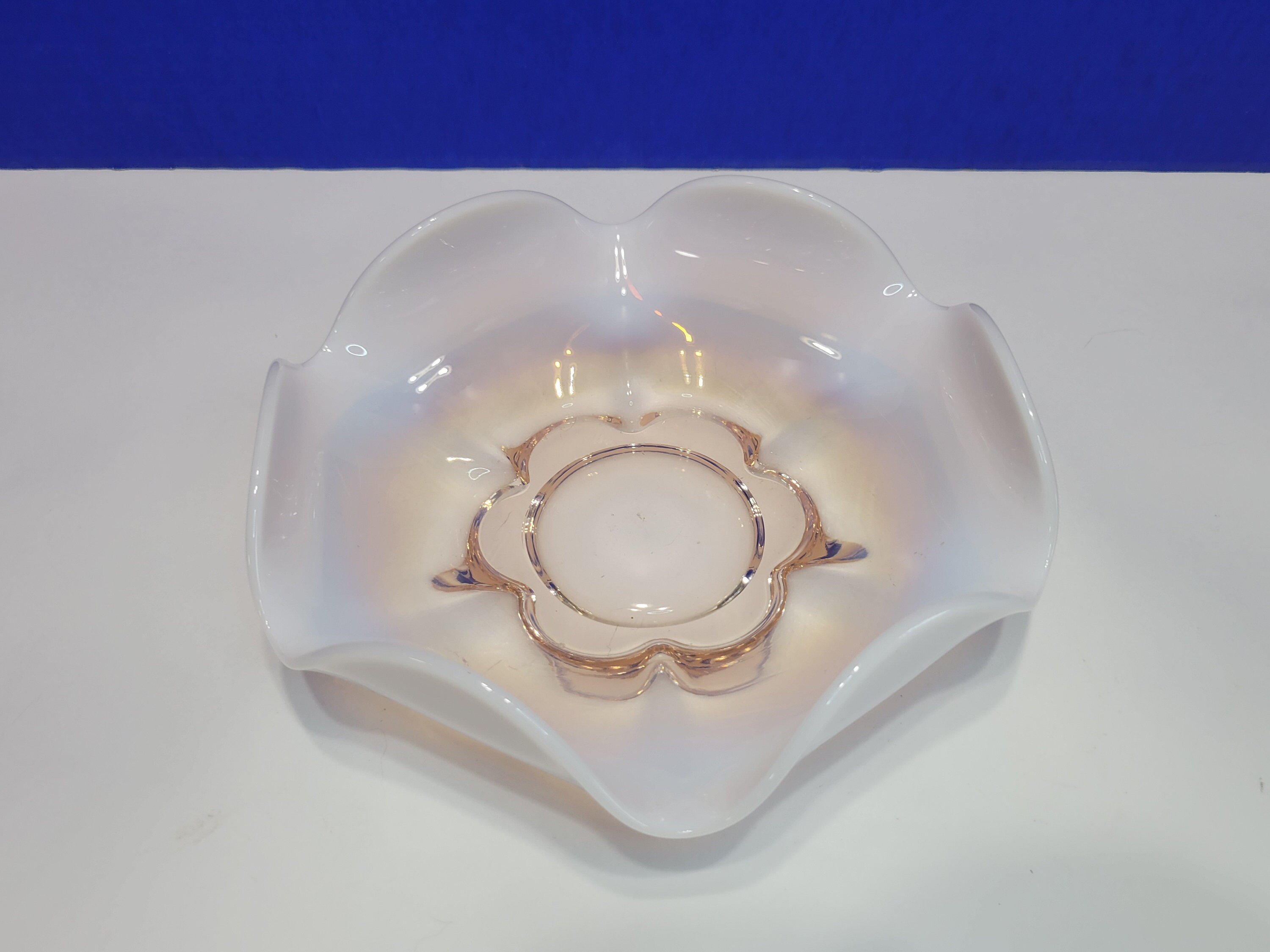 Vintage Duncan Miller Pink Opalescent Canterbury Glass Bowl