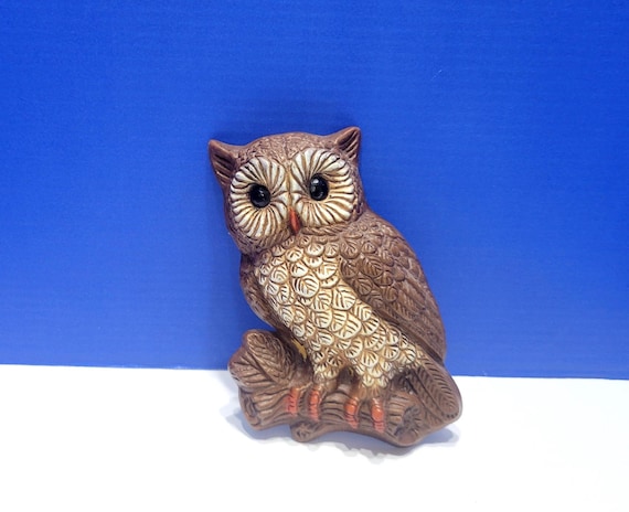 Vintage Molded Foam Brown Owl Wall Plaque