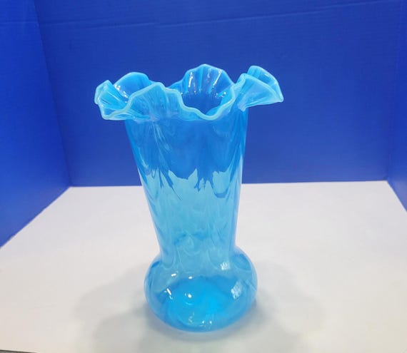 Vintage Jefferson Blue Opalescent Art Glass Vase