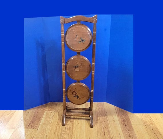 Vintage Three Tier Hitchcock Folding Wood Pie Stand
