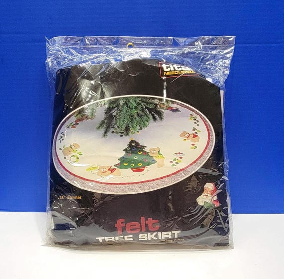 Vintage Titan Christmas Felt Tree Skirt Kit Teddy Bears