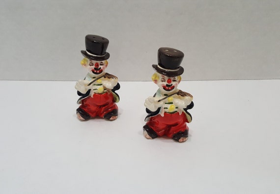 1970s Vintage Enesco Imports Japan Clown Salt and Pepper Shakers Salty /& Peppy the Clowns Collectable Shakers