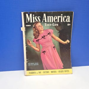 Vintage Miss America Teen Life Magazine December 1945