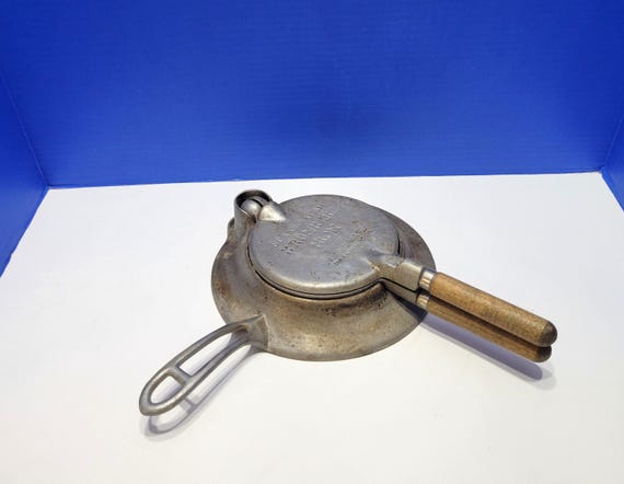 Vintage Nordic Ware Krumkake Iron Scandinavian Baking