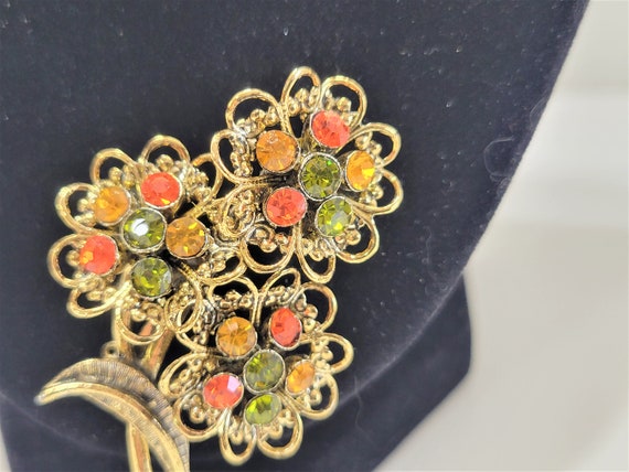 Vintage Sparkly Gold Flower Cluster Brooch with G… - image 3