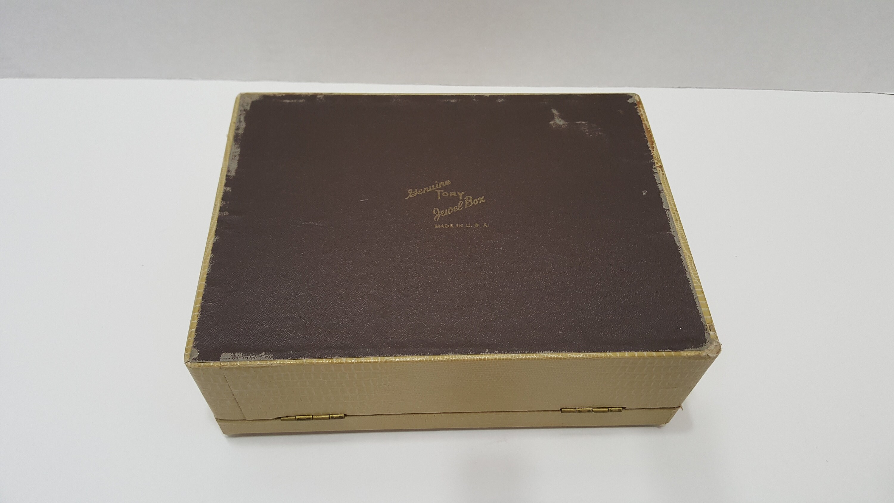 Vintage Tory Gold Vinyl Jewelry Box With Lid Etsy