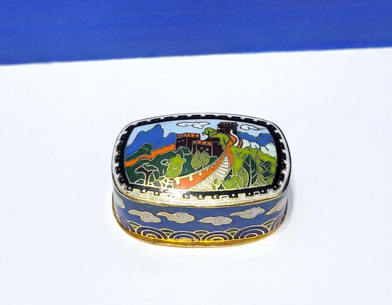 Vintage Cloisonne Trinket Box Featuring The Great Wall of China