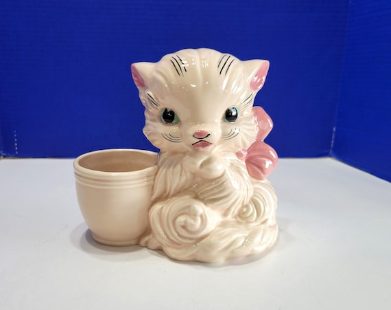 Vintage Hull Pottery Pink Ceramic Cat Planter