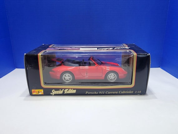 Vintage Maisto Red Porsche 911 Carrera Cabrioleta 1:18 Diecast in Box