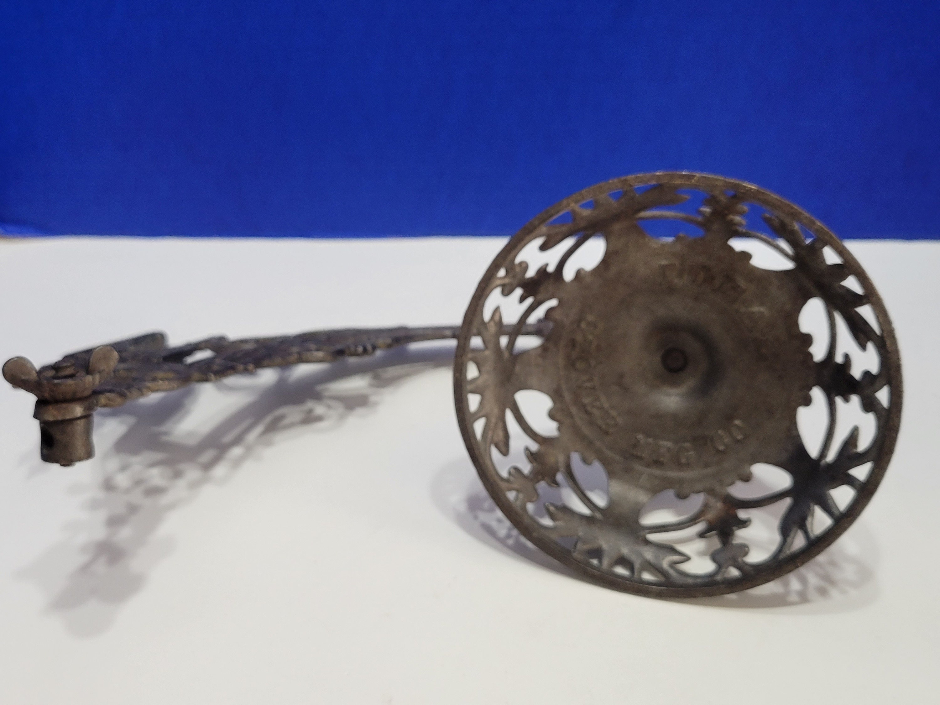 Antique Ornate Cast Iron Oil Lamp Holder Ideal Stover Mfg Co