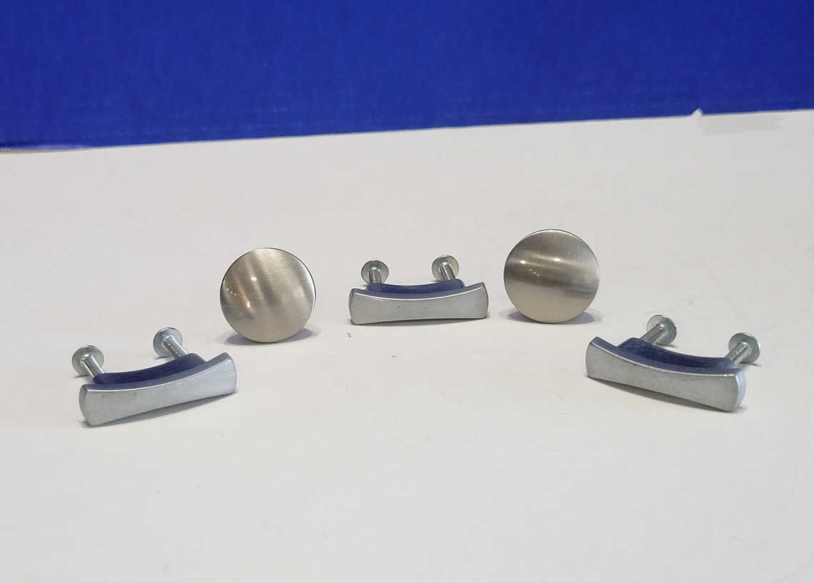 Vintage Silver Drawer Knobs and Pulls Set of 5 Brushed Nickel Etsy