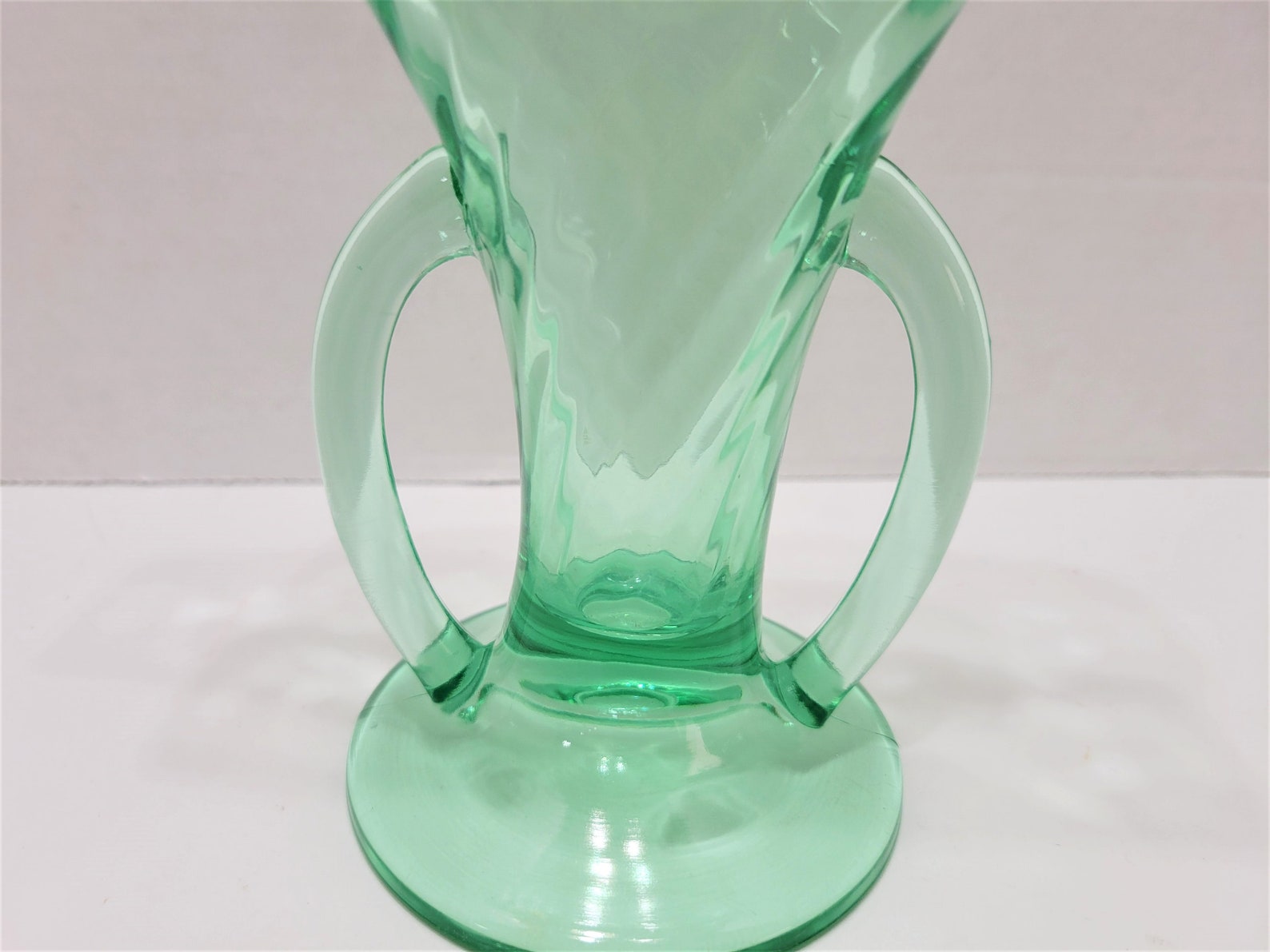 Vintage Green Fostoria Glass Fan Vase Etsy