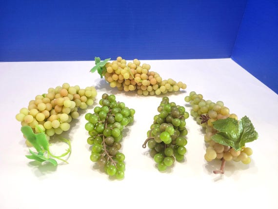 Bunches Vintage Green Grape Clusters Lot of 5