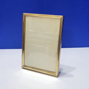 Vintage Brass Standing Picture Frame 5 x 7
