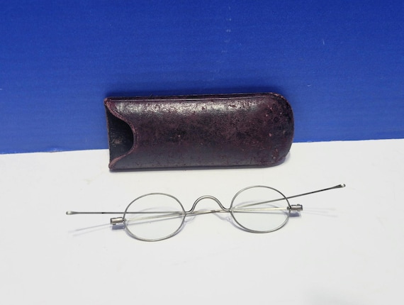 Antique Wire Rim Eyeglasses in Leather Case