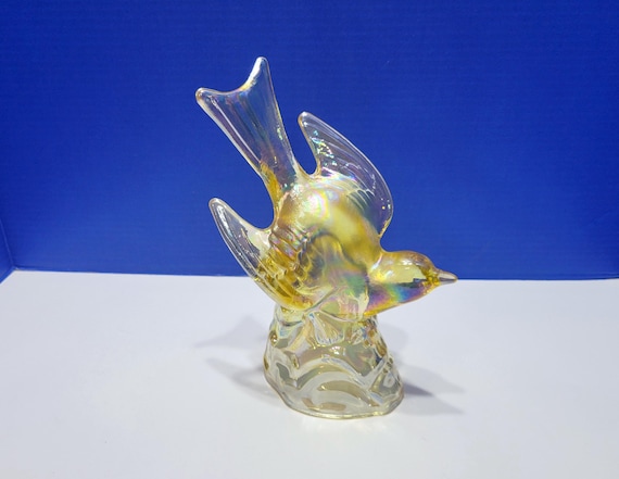 Vintage Large Amber Yellow Carnival Glass Dove Bird Figurine