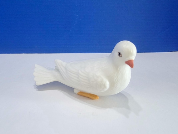 Vintage White Ceramic Dove Bird Figurine