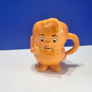 Vintage Quest Anthropomorphic Stomach Mug