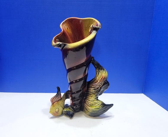 Vintage Hull Pottery Ebb Tide Sea Shell Fish Vase
