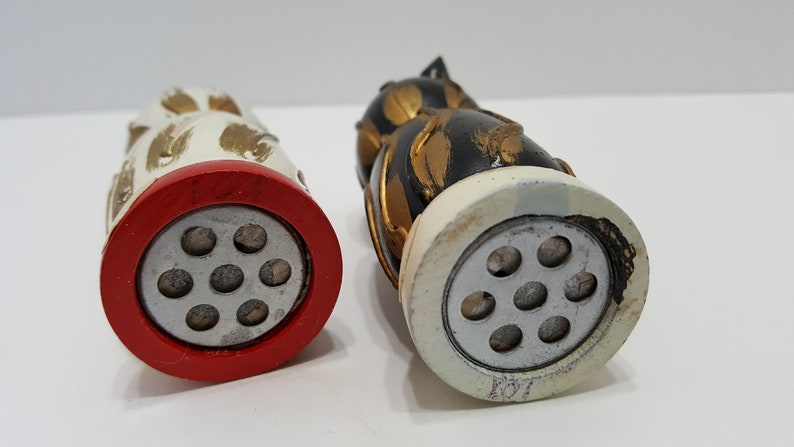 Vintage Cat Wooden Salt and Pepper Shakers