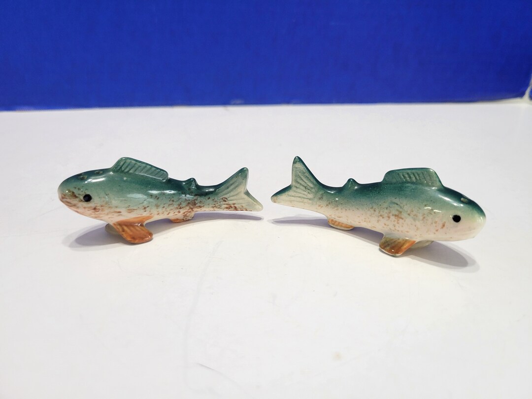 Vintage Green Fish Salt and Pepper Shakers Set Etsy