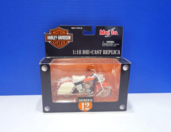 Vintage Maisto Harley-Davidson 1968 Electra Glide 1:18 Diecast Motorcycle Replica in Box