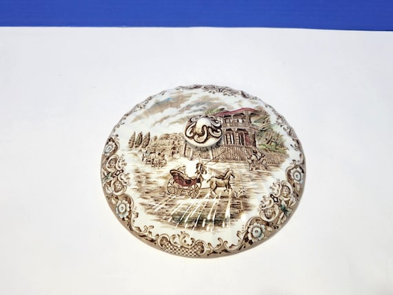 Vintage Johnson Bros Heritage Hall French Provincial lid for Vegetable Bowl