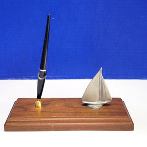 Vintage Wood Pen Holder and Desk Organizer with Metal Sailboat