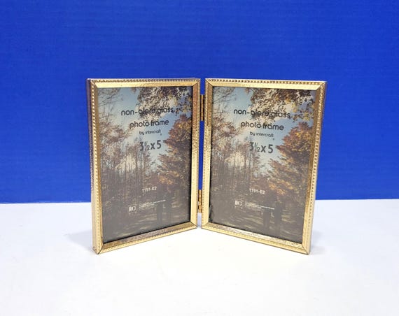 Vintage Brass Gold Metal Double Hinged Picture Frame 3 1/2 x 5
