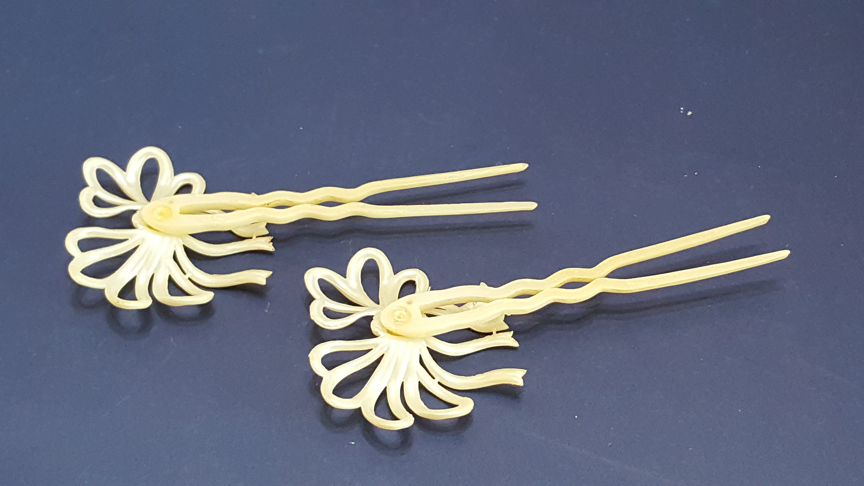 Pair Vintage Hair Combs White Celluloid Bows Etsy