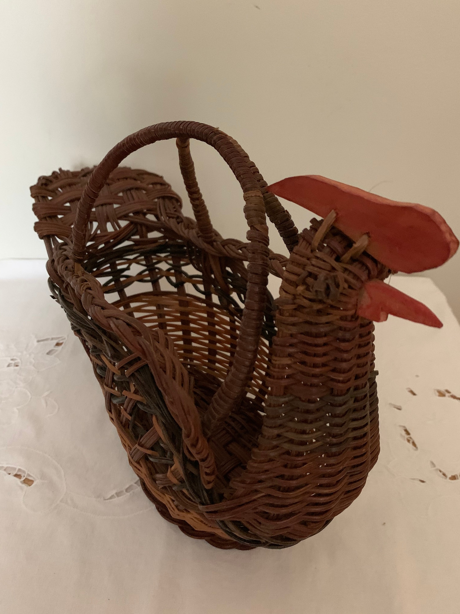 Vintage Hand Made Wicker Chicken Hen Basket With Wooden Red Etsy