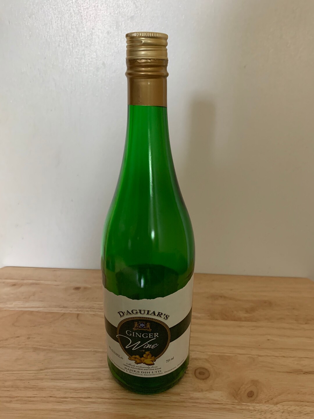 EMPTY D'AGUIAR'S Green Glass Ginger Wine Bottle With Cover 750ml GUYANA