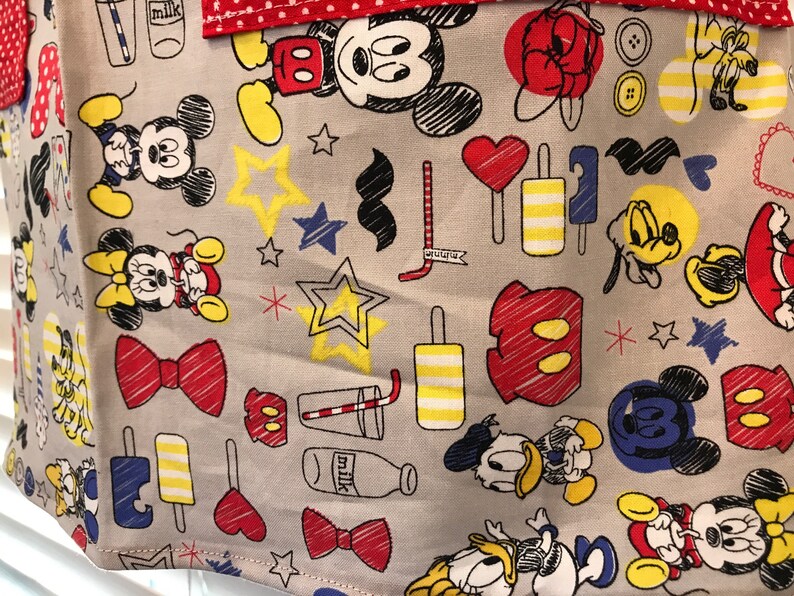 Apron Disney Baby Disney Apron Baby Mickey Mouse Baby Minnie Mouse Baby Donald Duck Baby Daisy Apron Disney Baby Disney Apron Baby Mickey Mouse Baby Minnie Mouse Baby Donald Duck Baby Daisy